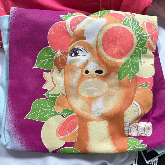 NIB Target Beyond Measure Black History Box Set Pink Sweatsuit, 3 Tees - Size XL - Picture 5 of 14